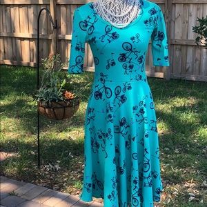 Unicorn 🦄 LuLaRoe Nicole Dress EUC Small Bicycle